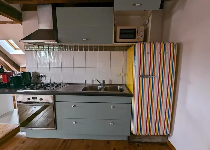 Comble En Centre De * בלם