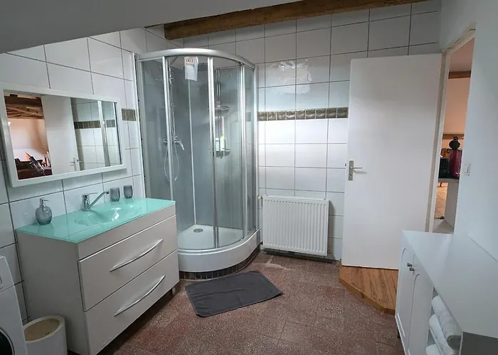 דירה Comble En Centre De בלם